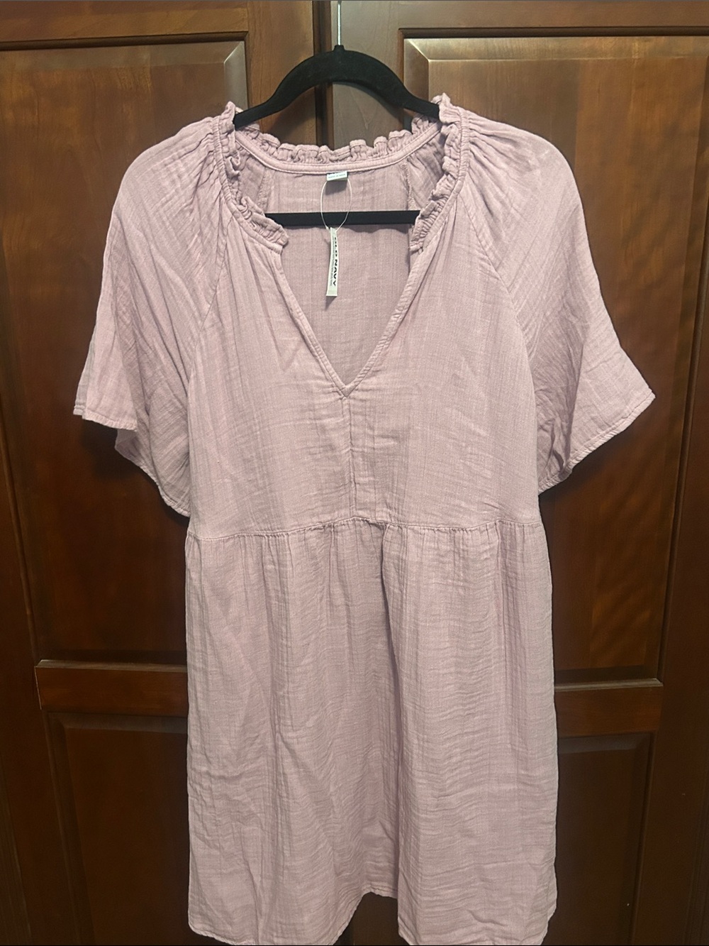 Old Navy Mauve Ruffle-Neck V-Neck Tunic